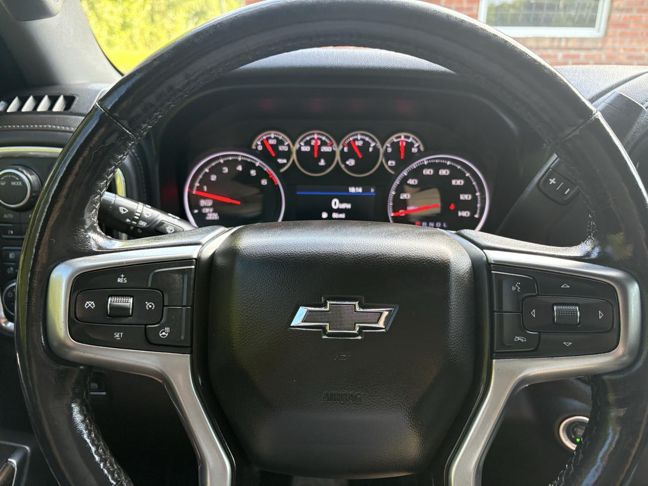 Chevrolet Silverado 1500 LT Trail Boss Crew Cab 4WD 2020