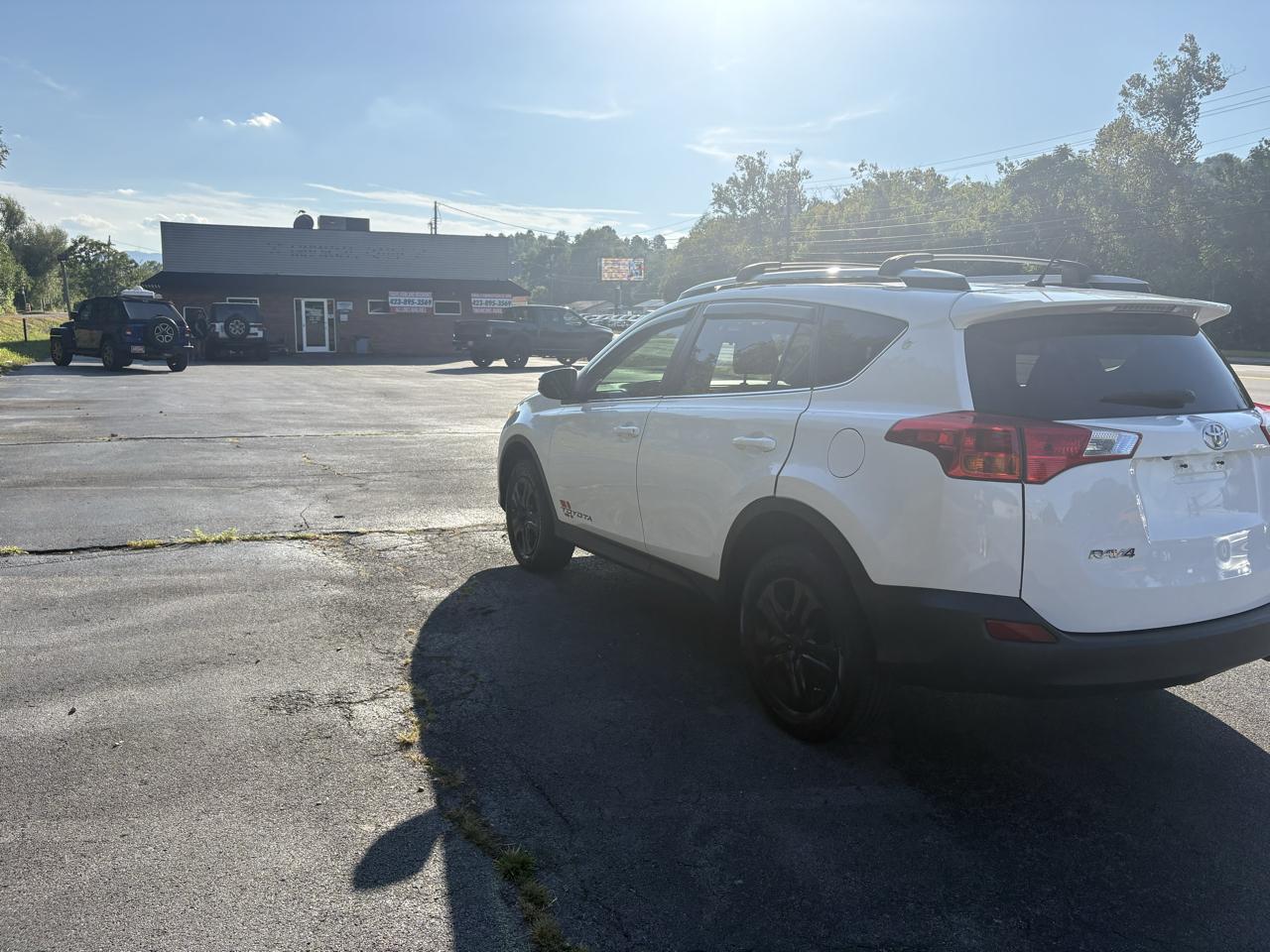Toyota RAV4 LE AWD 2015