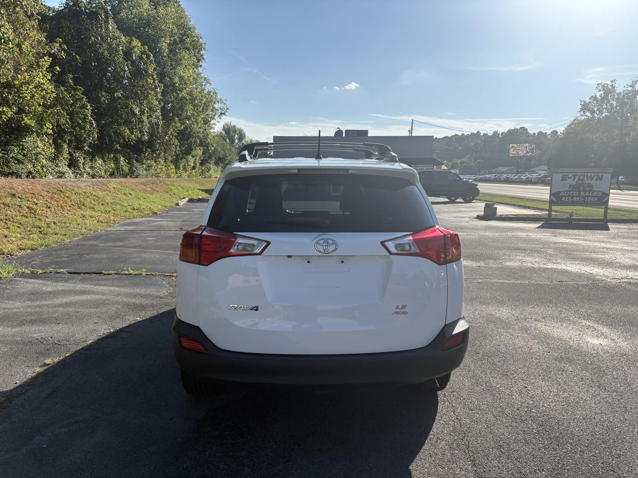 Toyota RAV4 LE AWD 2015