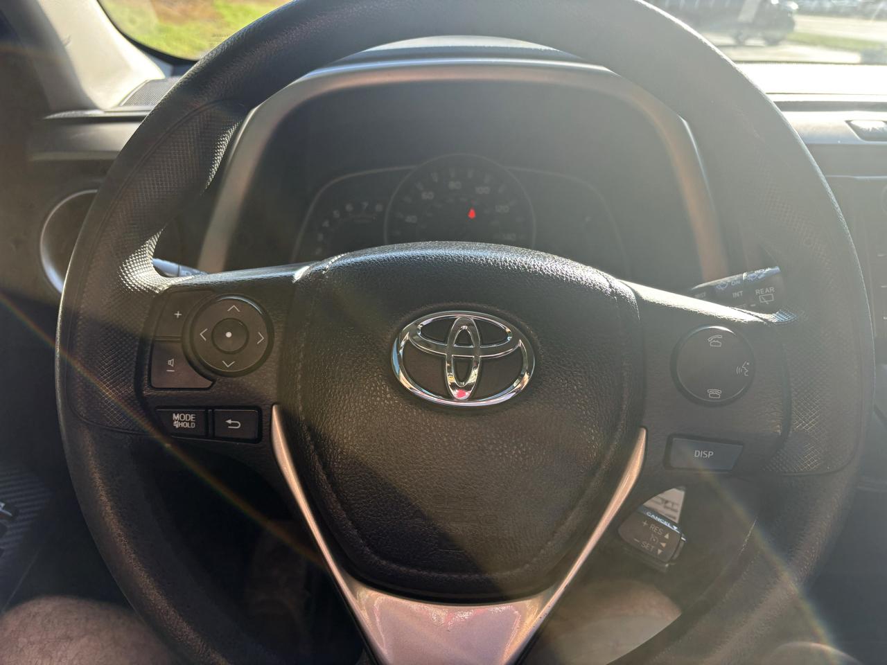 Toyota RAV4 LE AWD 2015