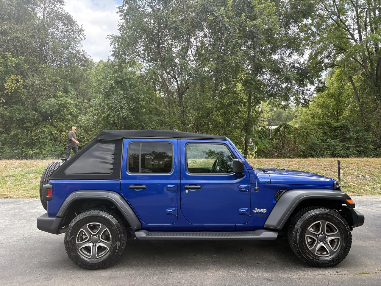 Jeep Wrangler Unlimited Sport 2020