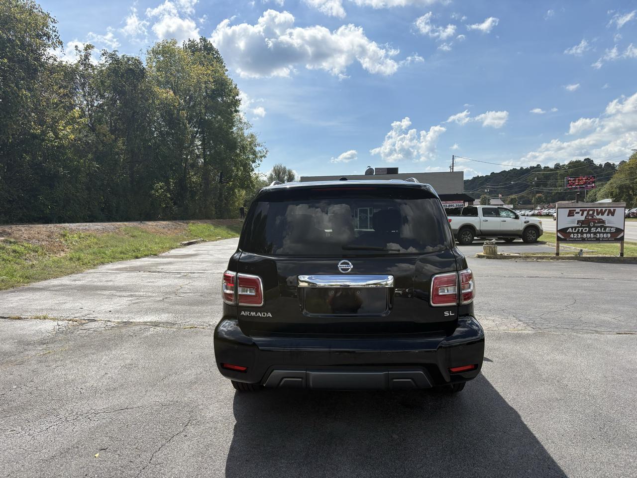 Nissan Armada SV AWD 2019