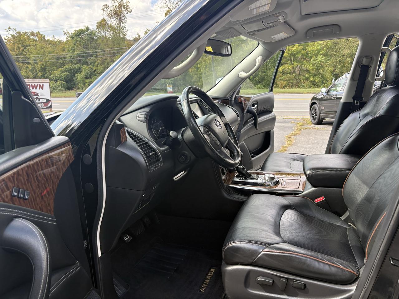 Nissan Armada SV AWD 2019