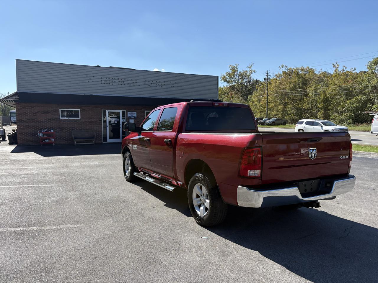 RAM 1500 Tradesman Crew Cab SWB 4WD 2014