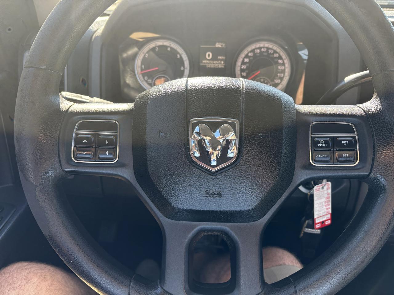 RAM 1500 Tradesman Crew Cab SWB 4WD 2014