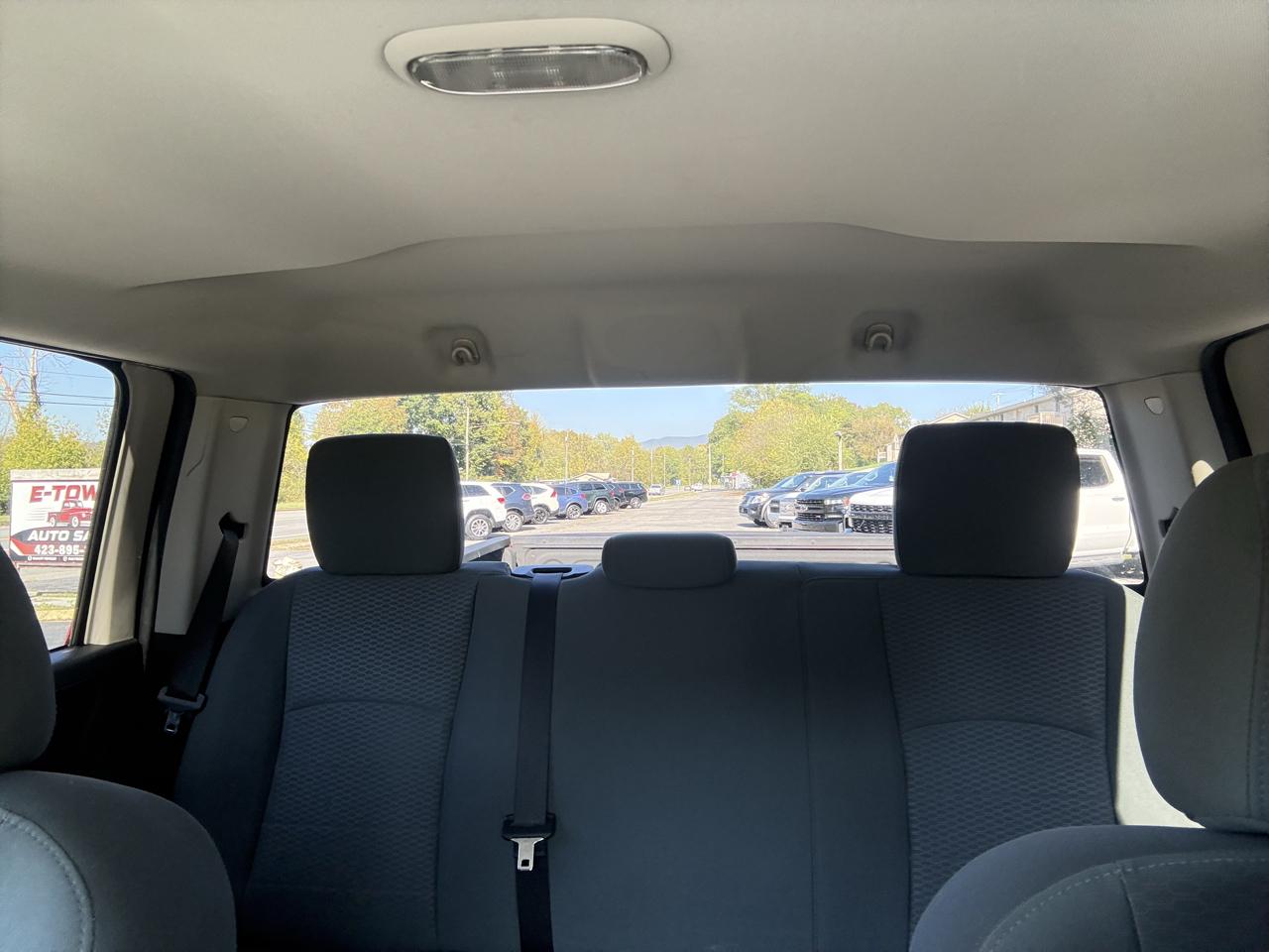 RAM 1500 Tradesman Crew Cab SWB 4WD 2014
