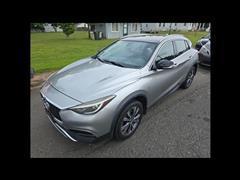2017 Infiniti QX30 