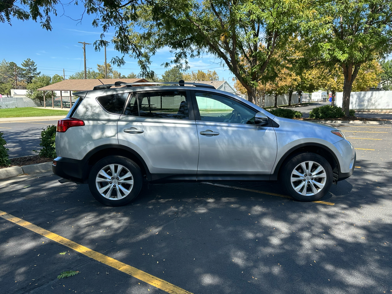 Toyota RAV4  2013 Toyota RAV4  2013