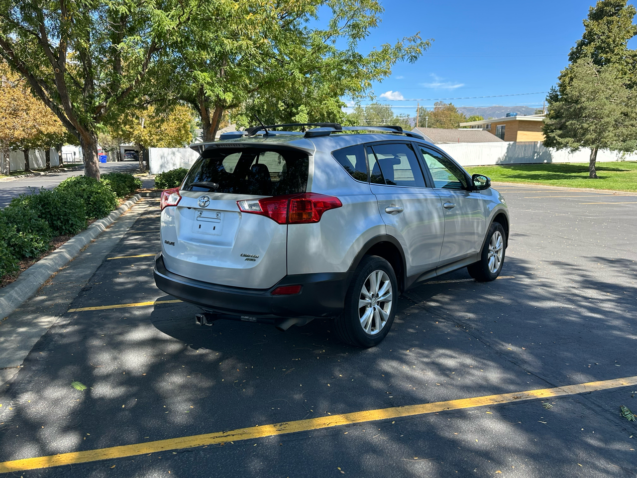 Toyota RAV4  2013 Toyota RAV4  2013