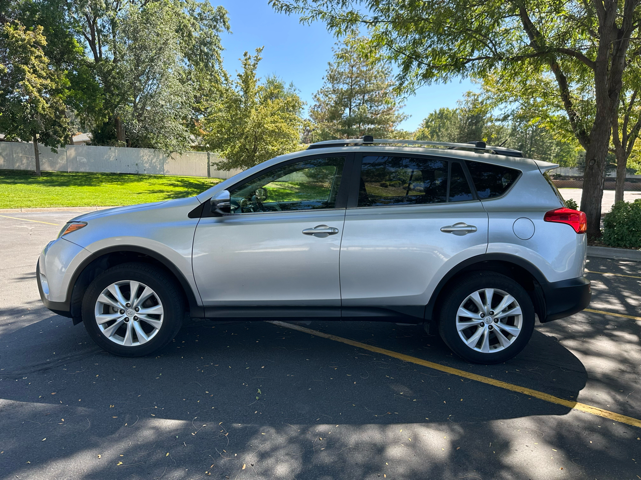 Toyota RAV4  2013 Toyota RAV4  2013