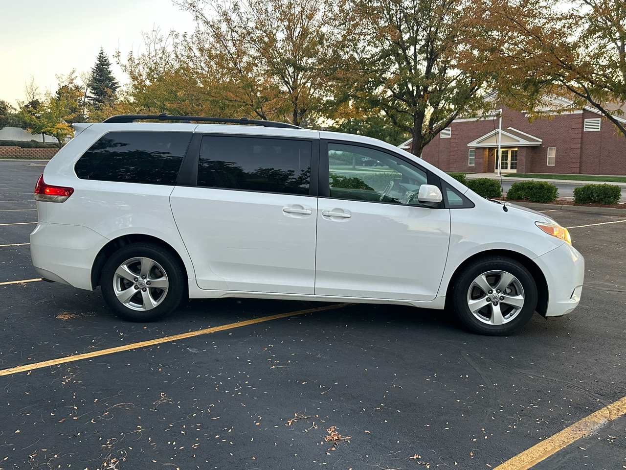 Toyota Sienna  2014 Toyota Sienna  2014