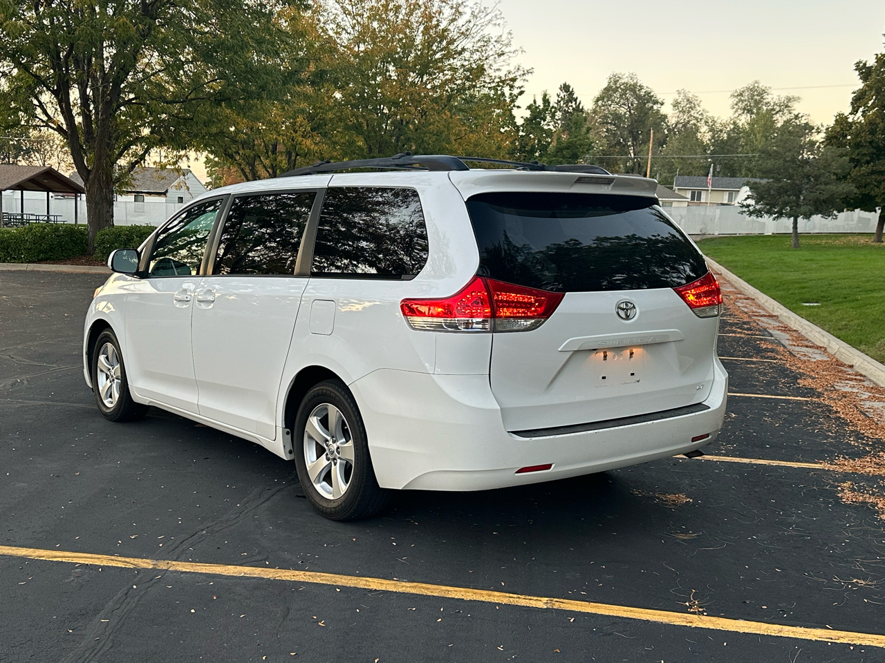 Toyota Sienna  2014 Toyota Sienna  2014