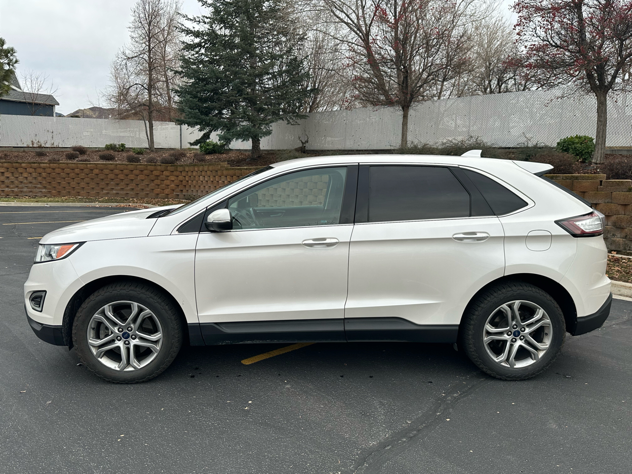 Ford Edge  2016