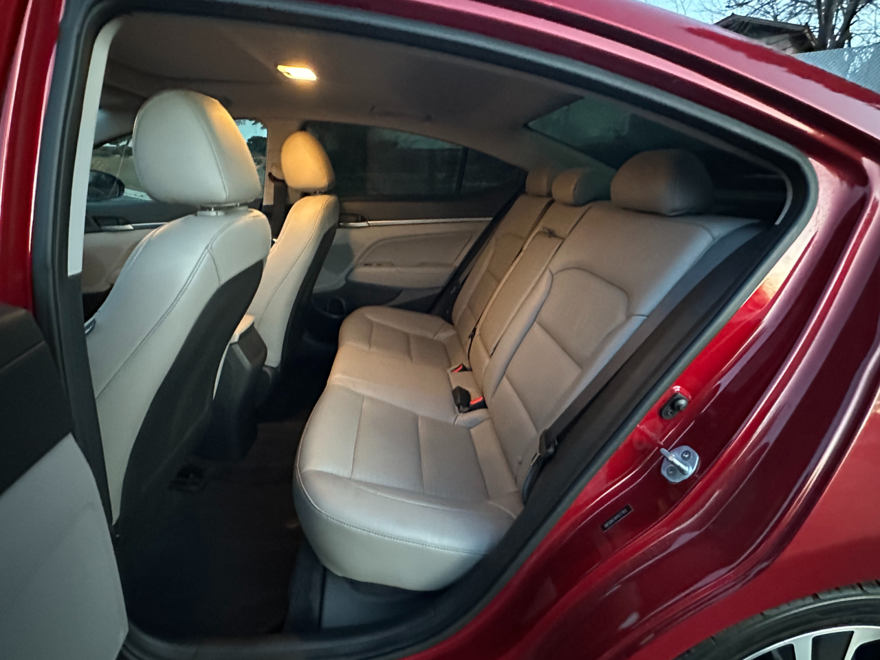 Hyundai Elantra  2017