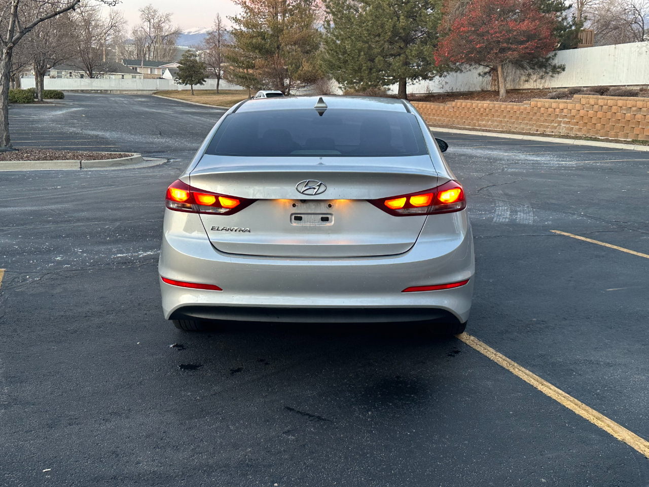 Hyundai Elantra  2017