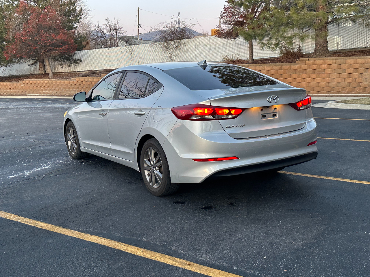 Hyundai Elantra  2017