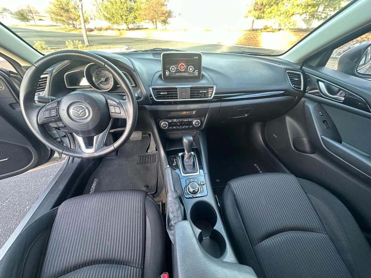 Mazda MAZDA3  2014