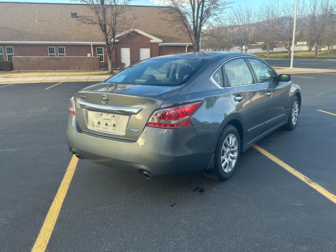Nissan Altima  2014