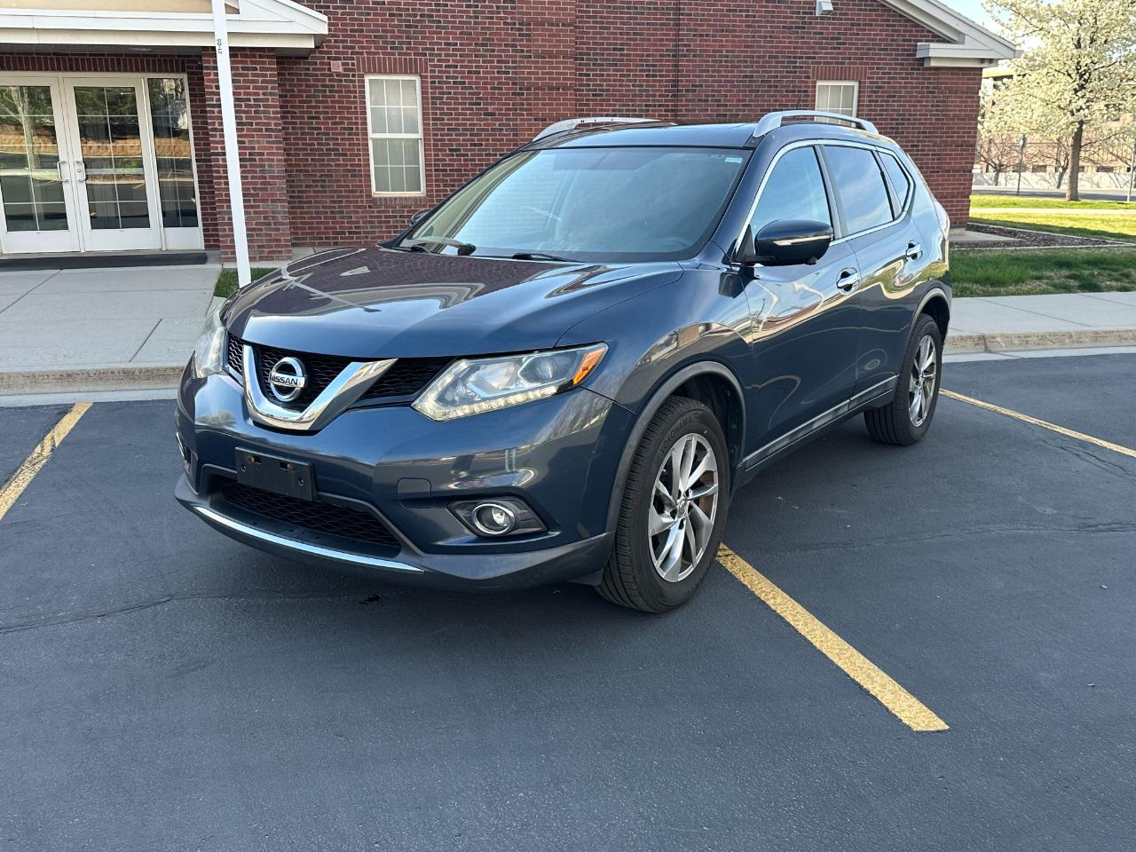 Nissan Rogue  2015