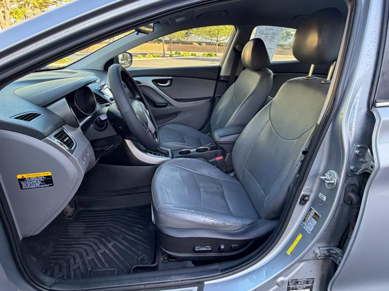 Hyundai Elantra  2015