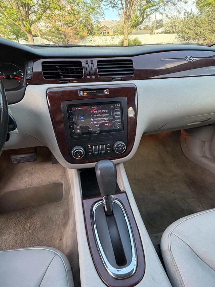 Chevrolet Impala  2011