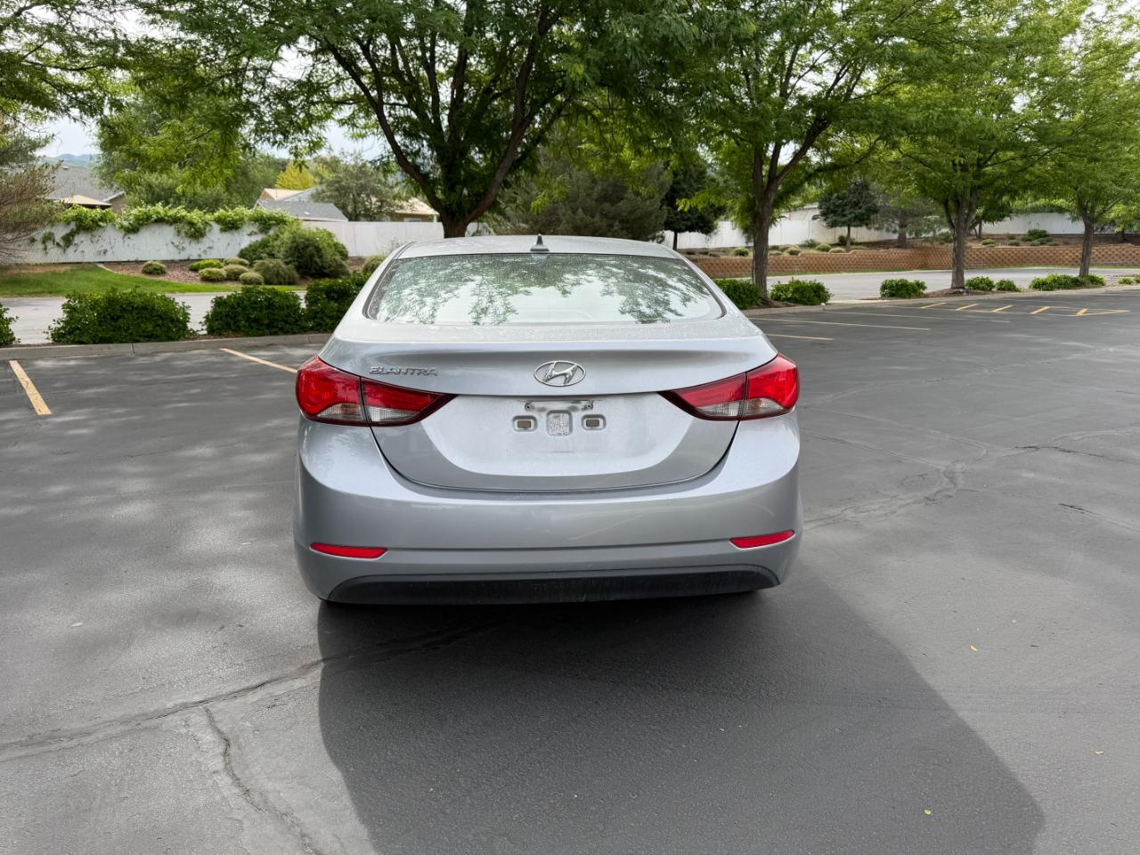 Hyundai Elantra  2016