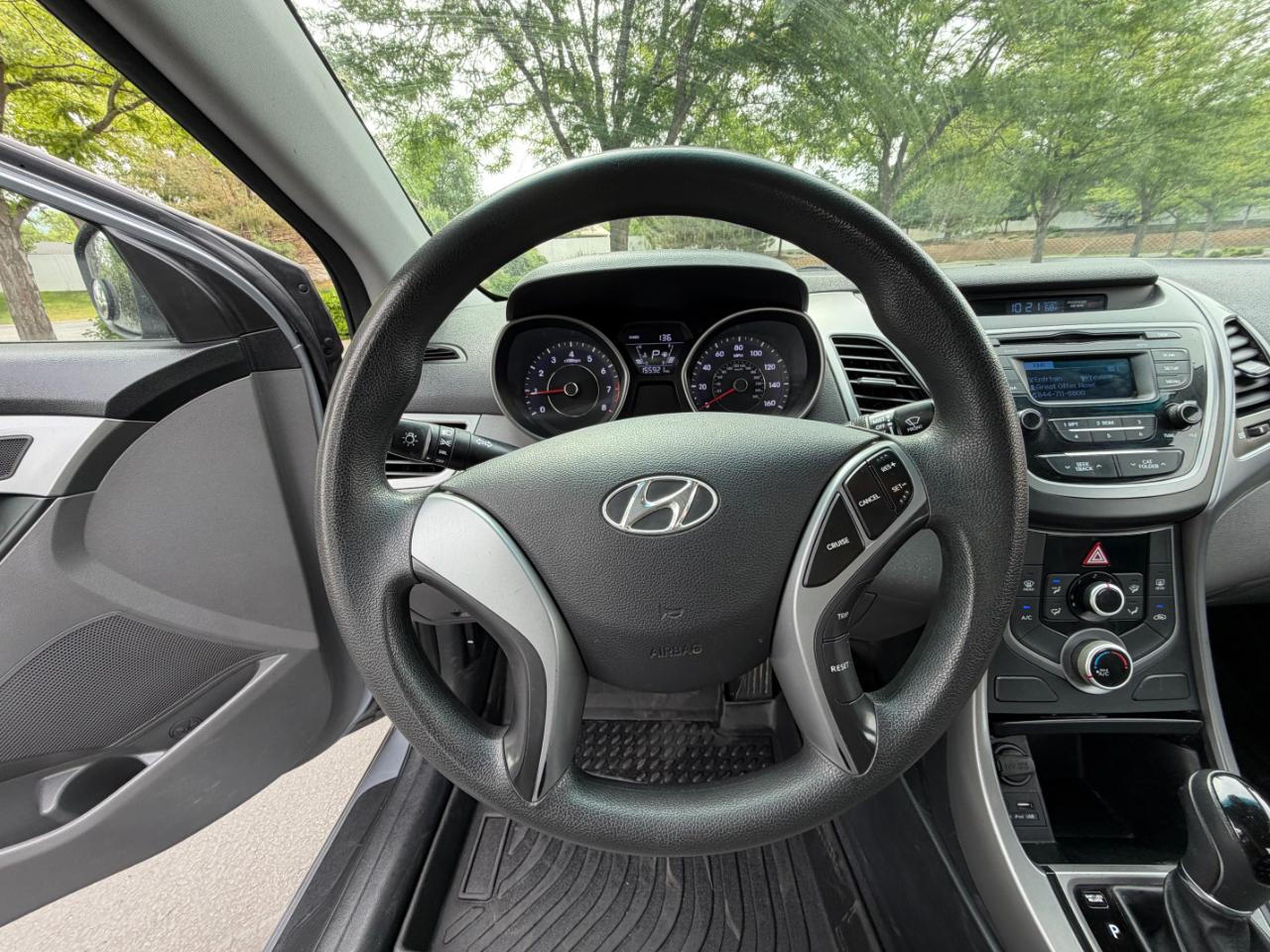 Hyundai Elantra  2016