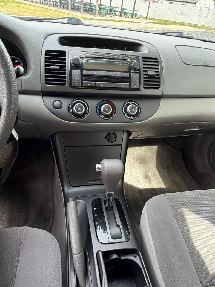Toyota Camry  2005