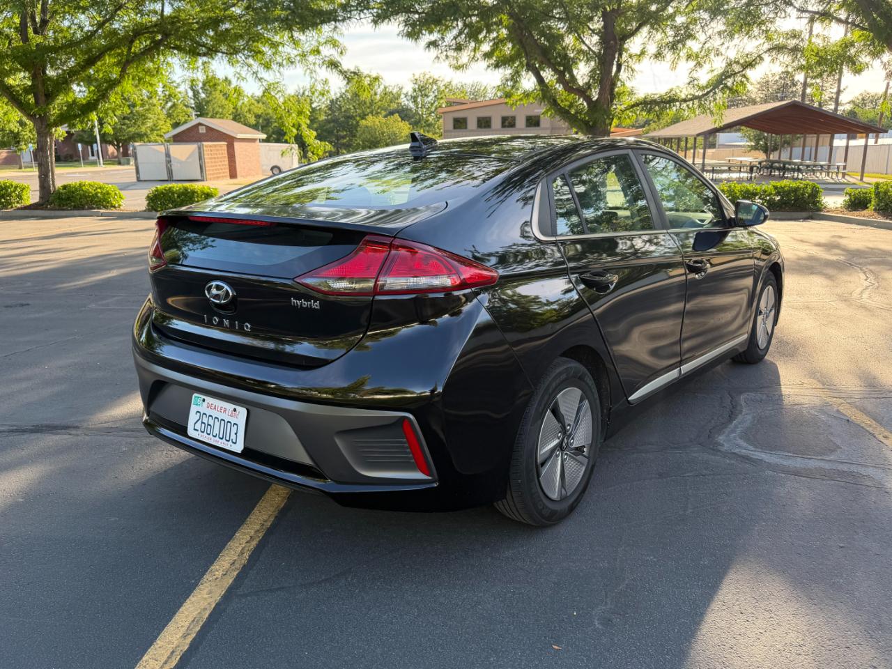 Hyundai Ioniq Hybrid  2020
