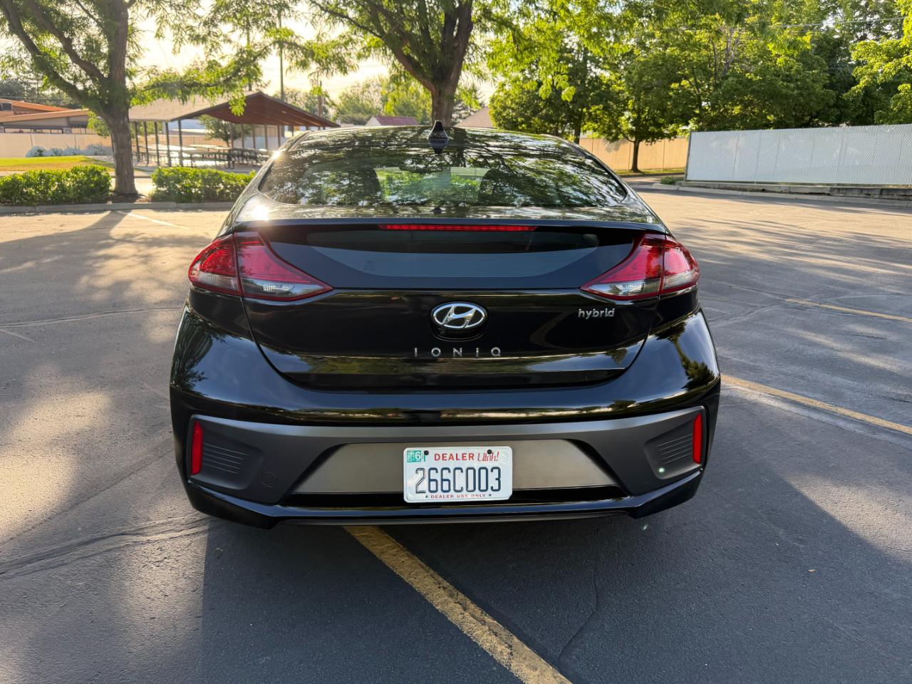 Hyundai Ioniq Hybrid  2020