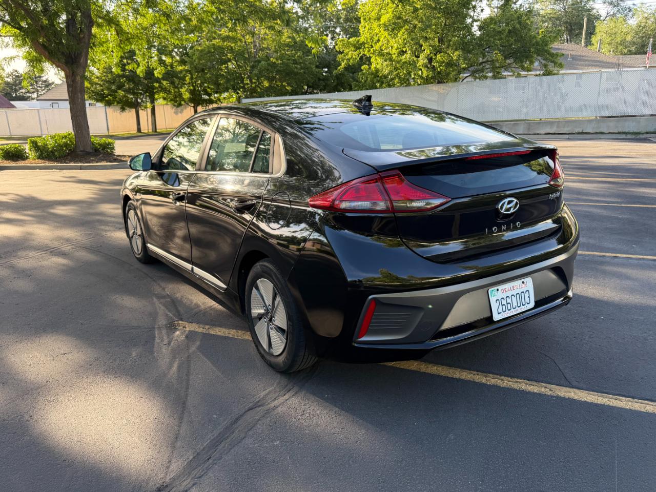 Hyundai Ioniq Hybrid  2020