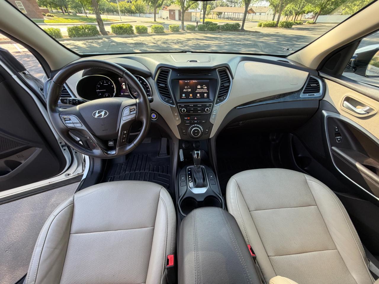 Hyundai Santa Fe  2017