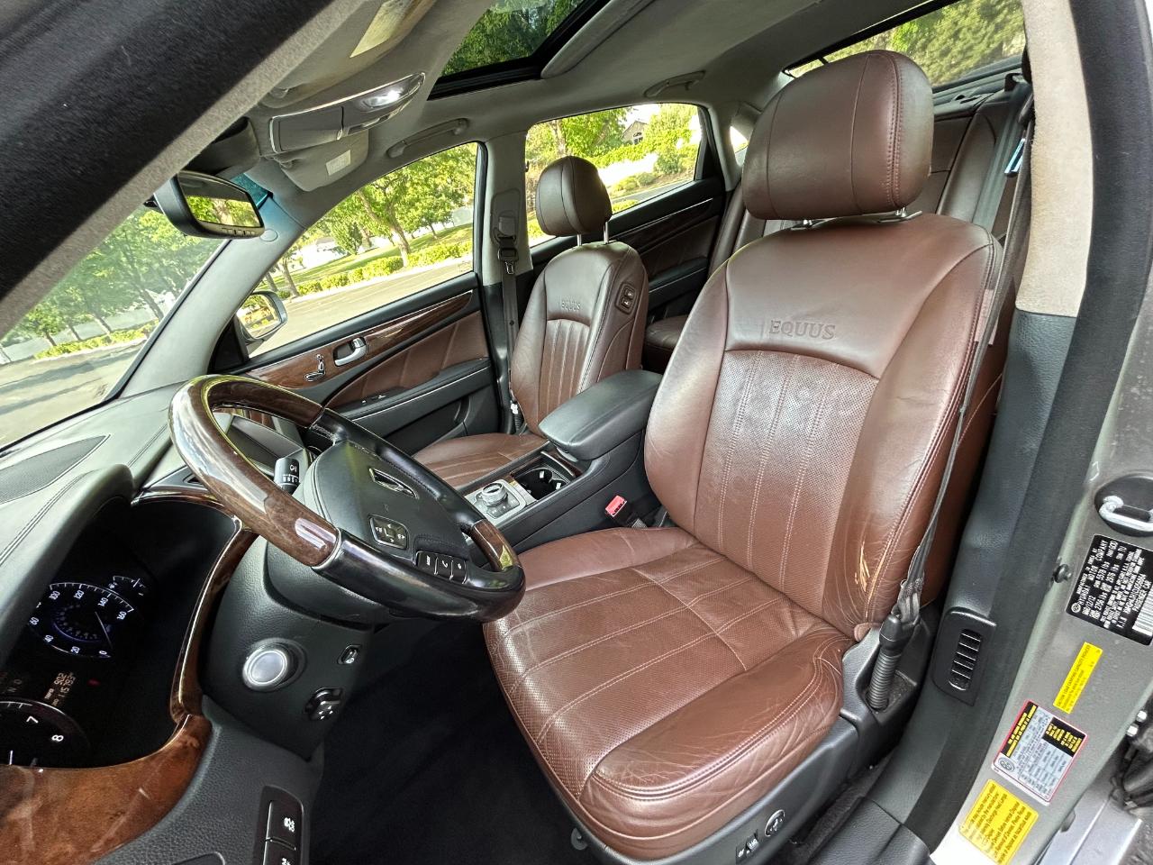 Hyundai Equus  2012