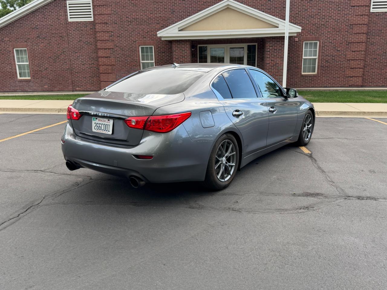 Infiniti Q50  2017