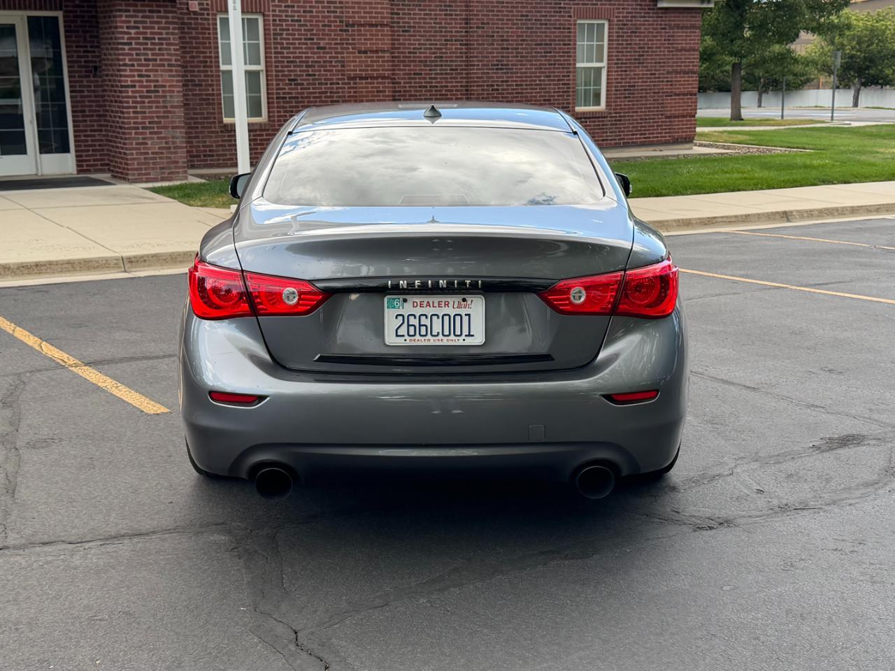 Infiniti Q50  2017