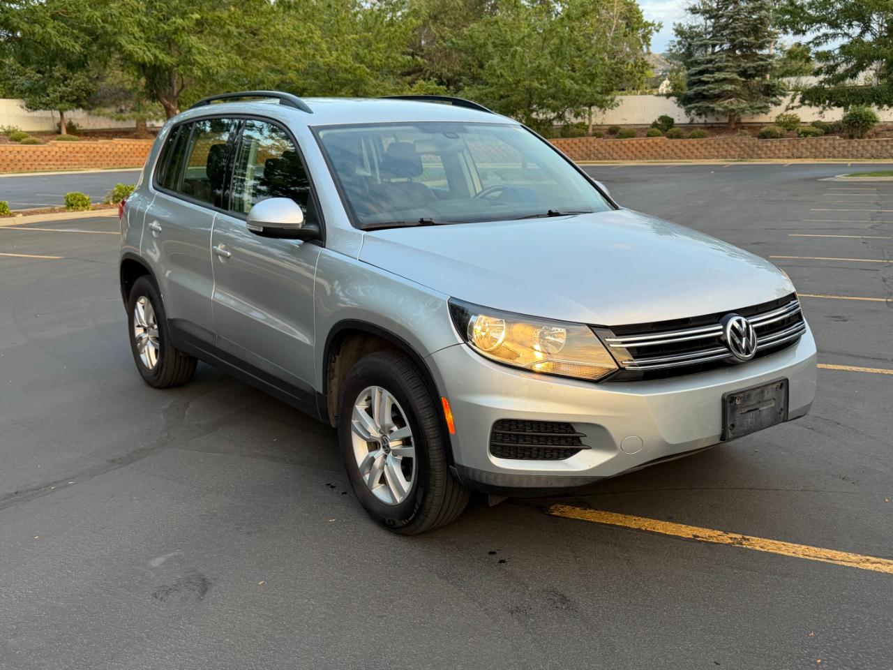 Volkswagen Tiguan  2016