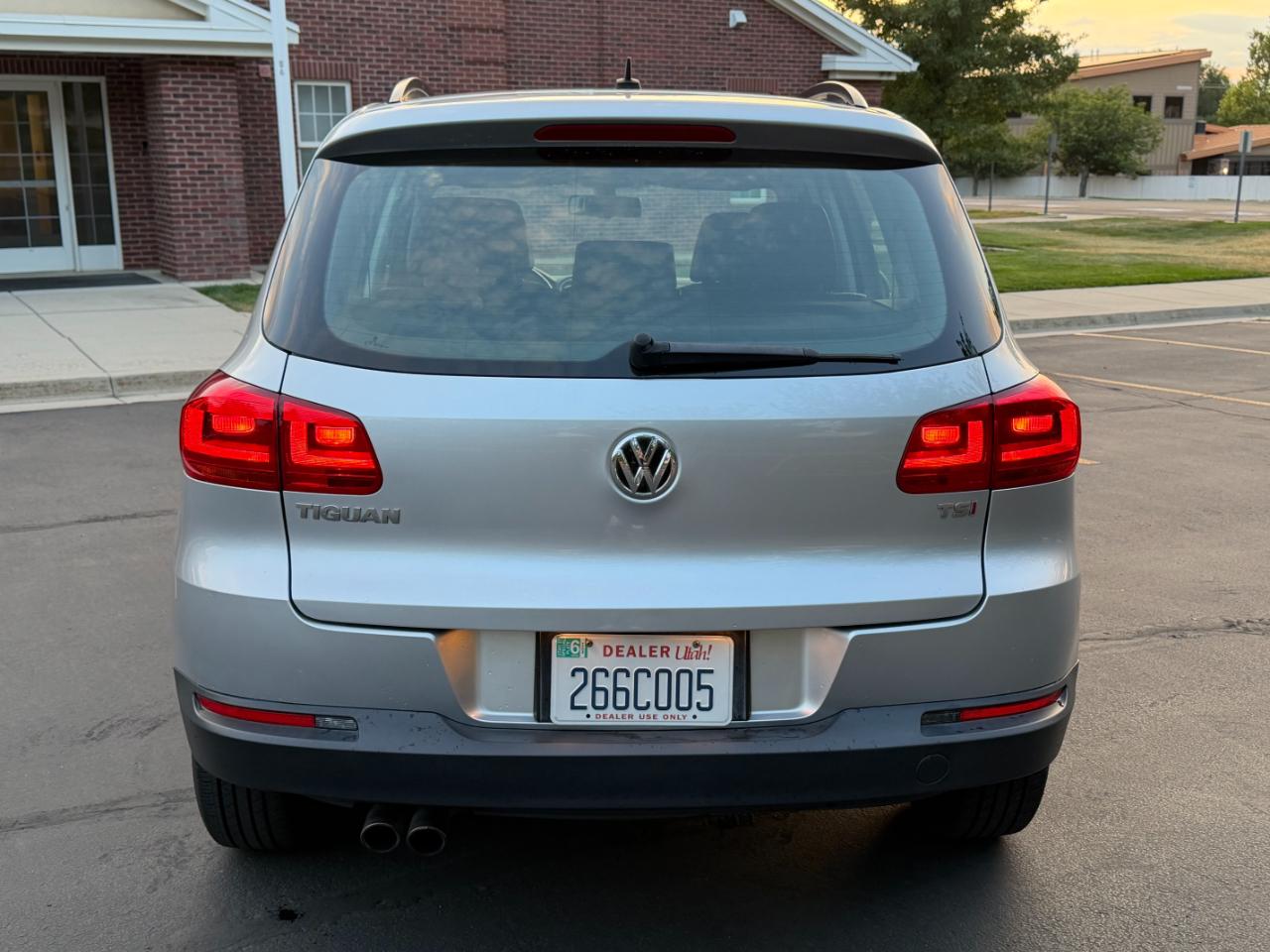 Volkswagen Tiguan  2016
