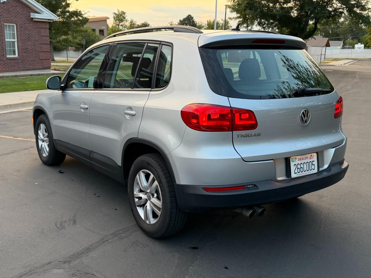 Volkswagen Tiguan  2016