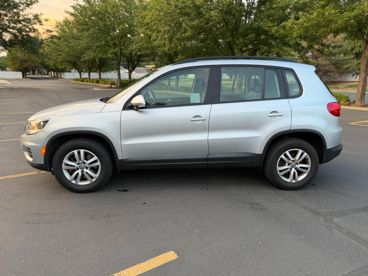Volkswagen Tiguan  2016