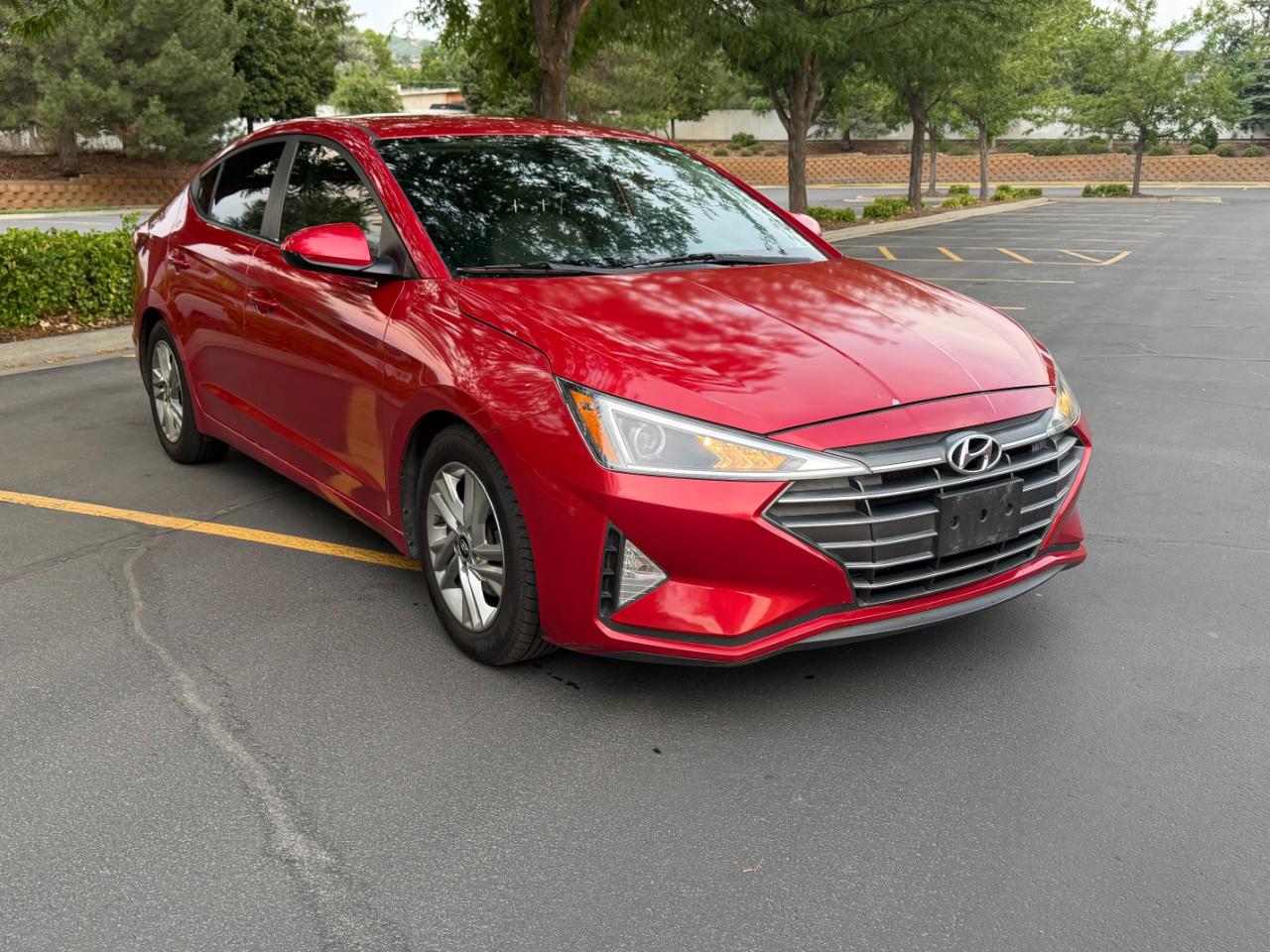 Hyundai Elantra  2020