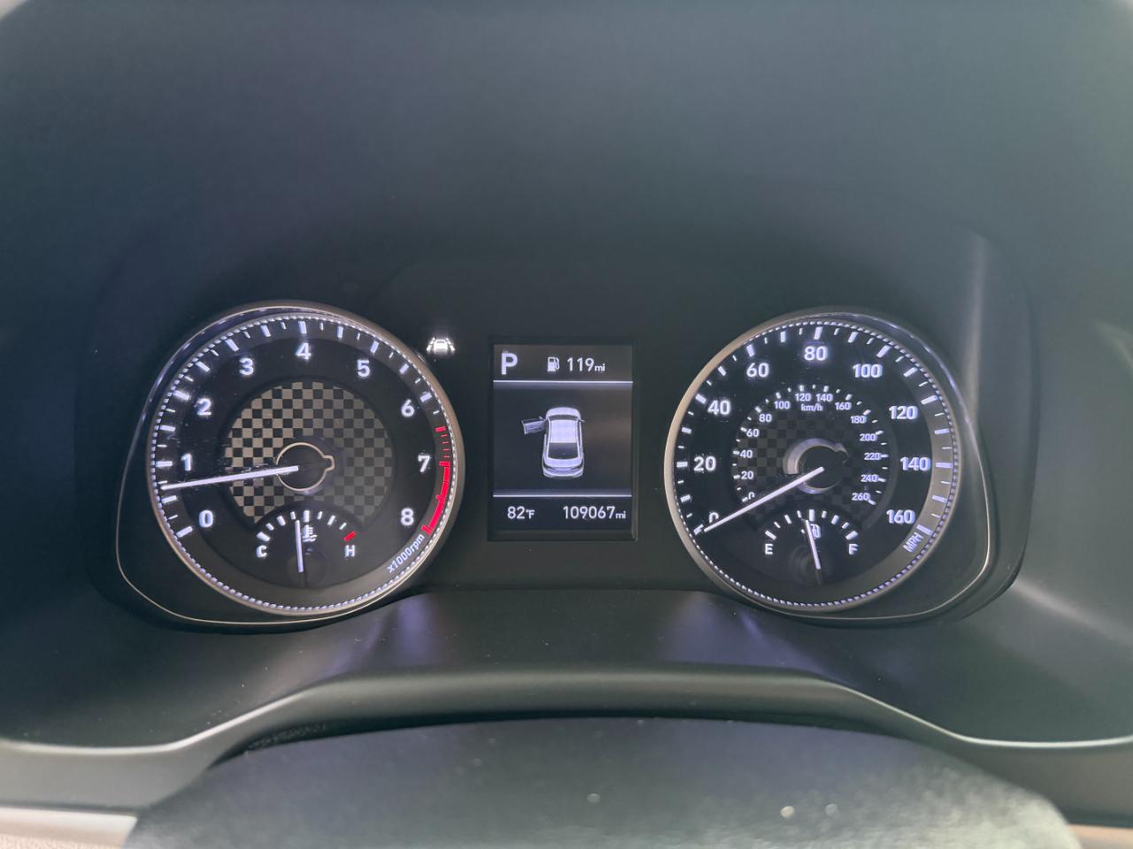 Hyundai Elantra  2020