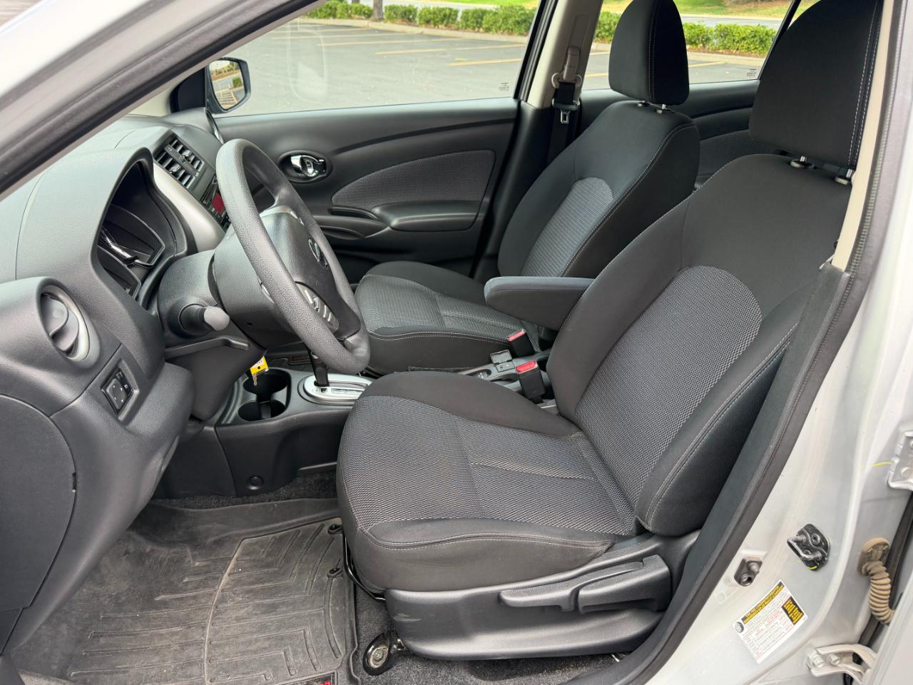 Nissan Versa  2016