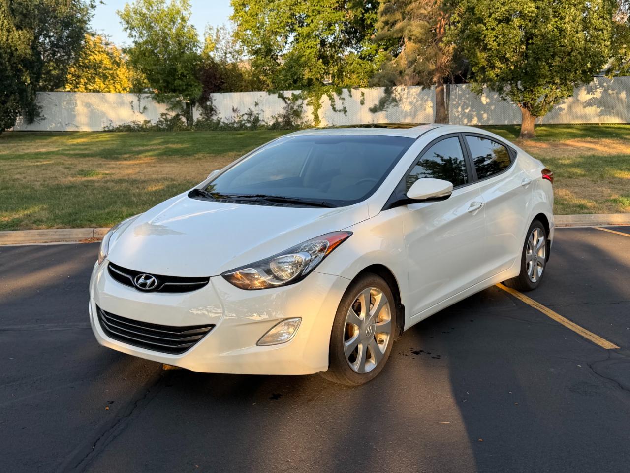 2012 Hyundai Elantra Limited Sedan 4D