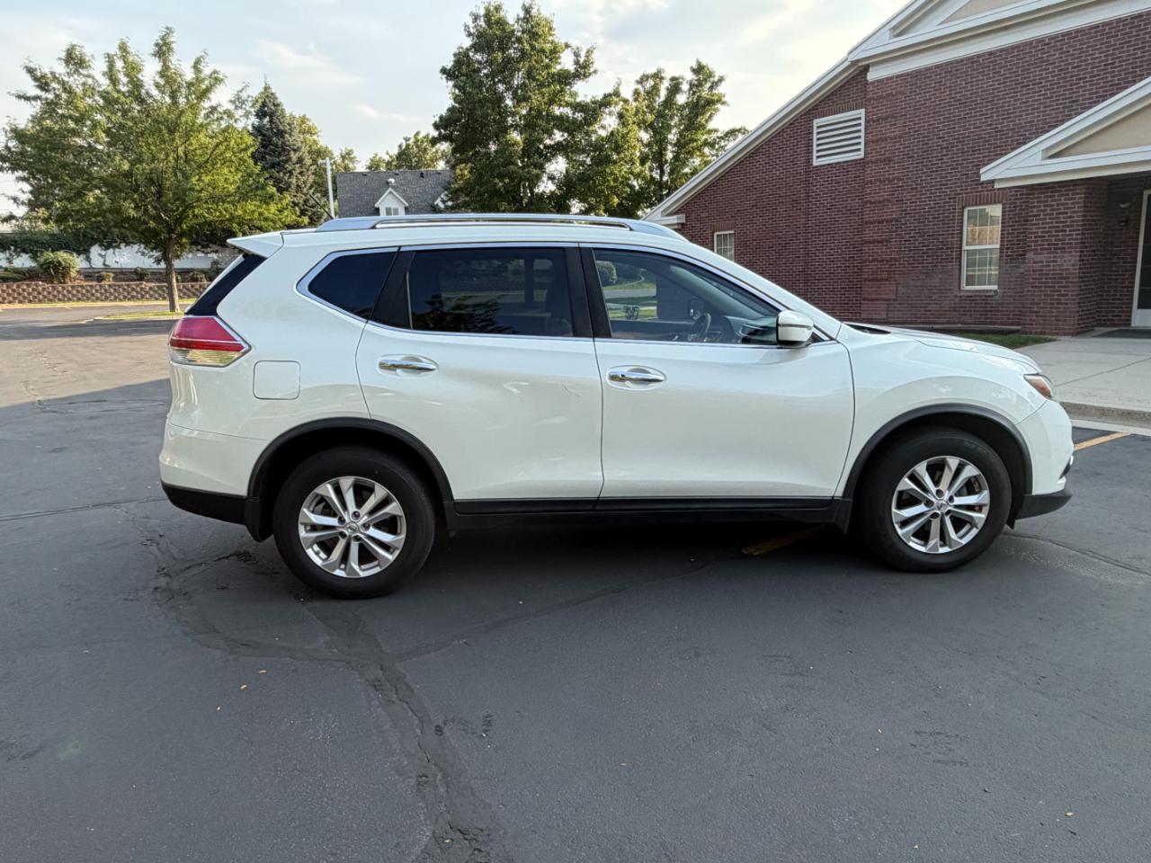 Nissan Rogue  2016