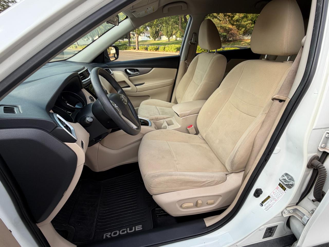 Nissan Rogue  2016