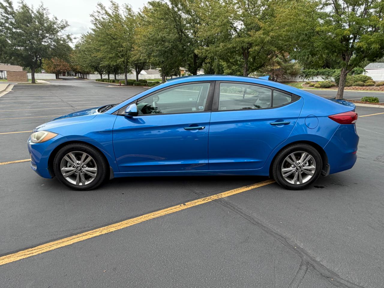 Hyundai Elantra  2018