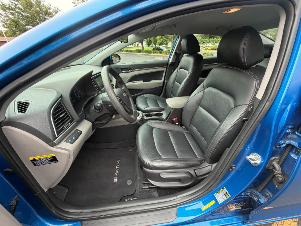 Hyundai Elantra  2018