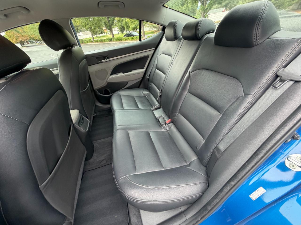 Hyundai Elantra  2018