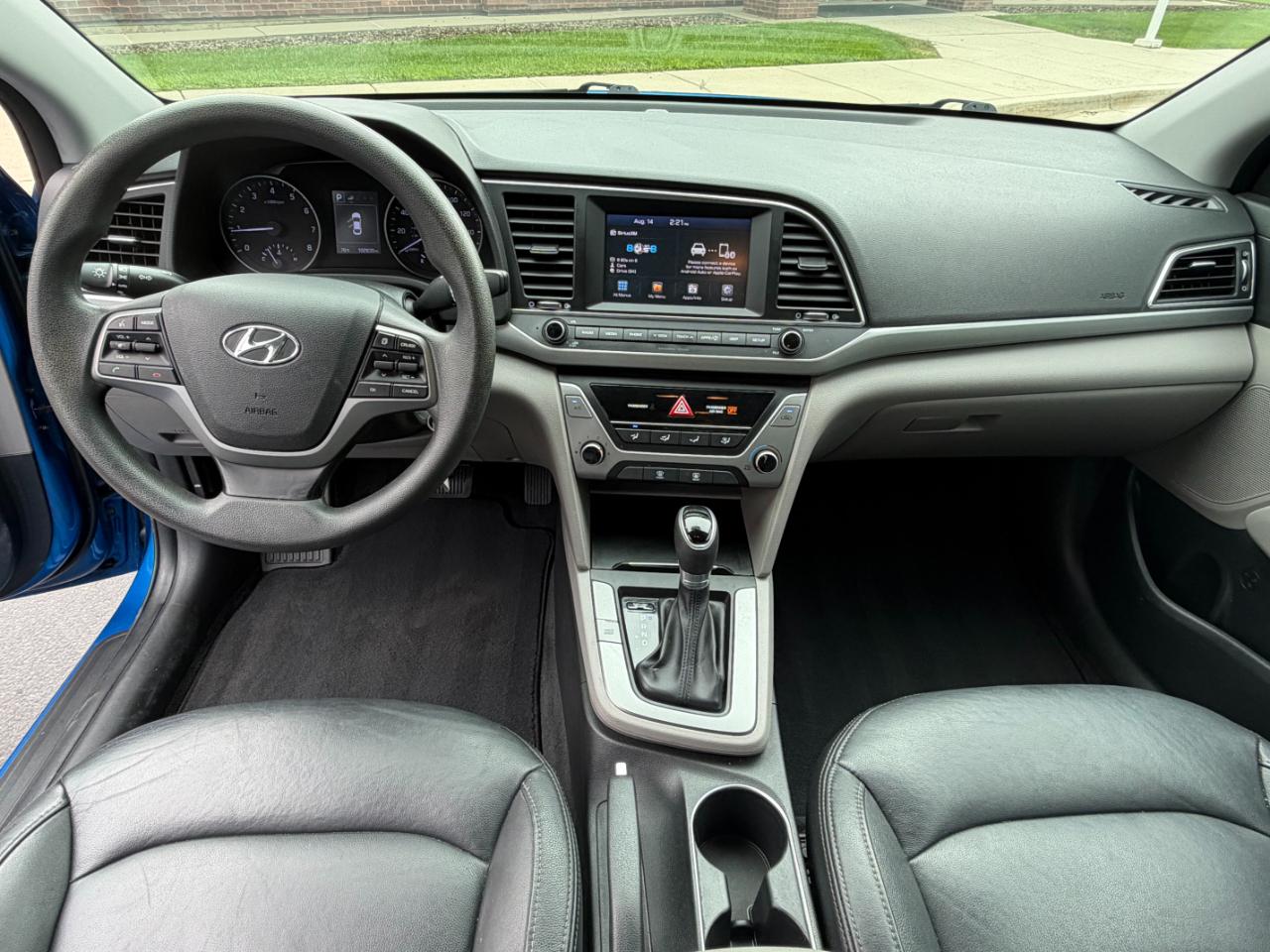 Hyundai Elantra  2018
