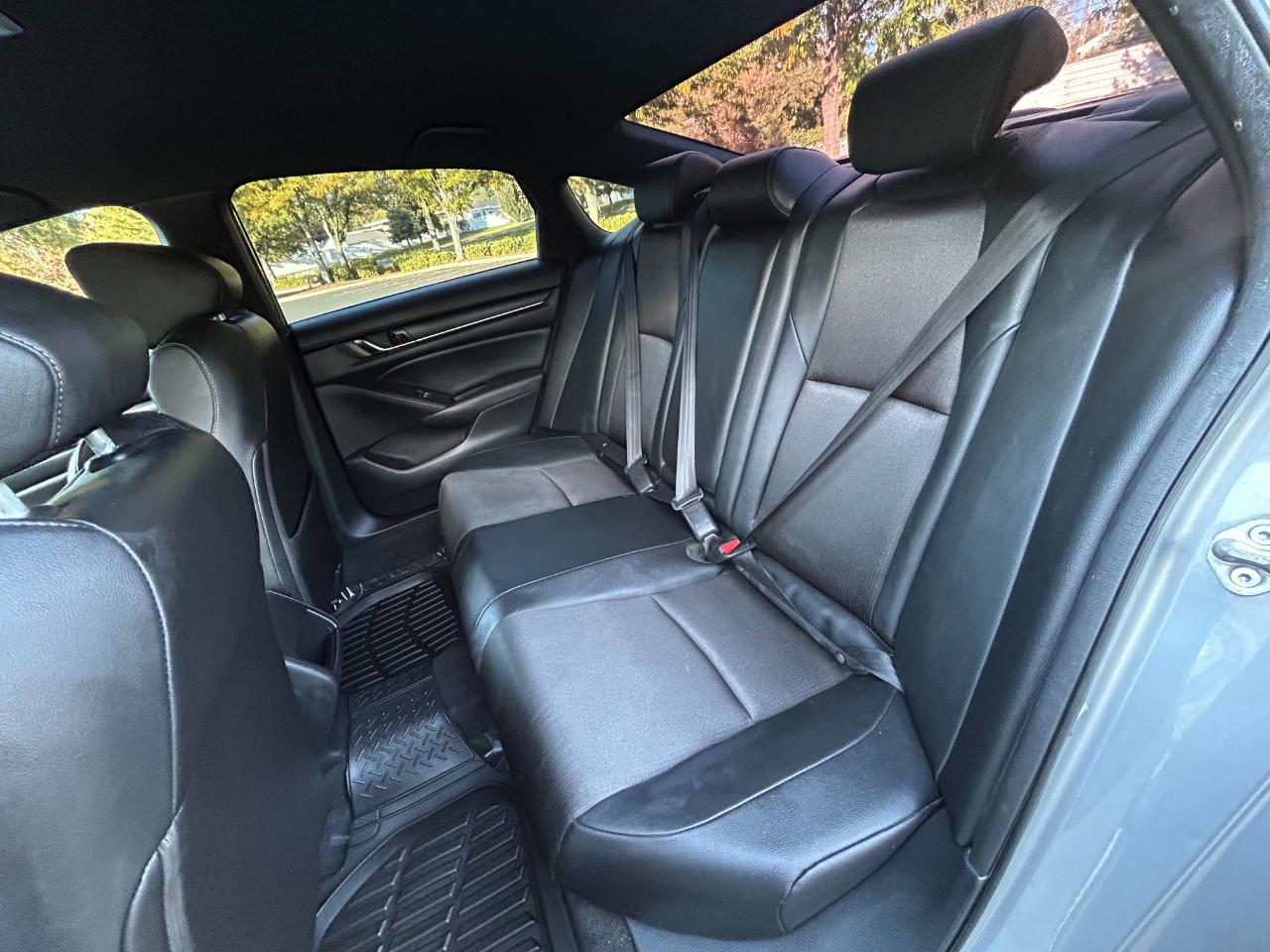 Honda Accord  2019